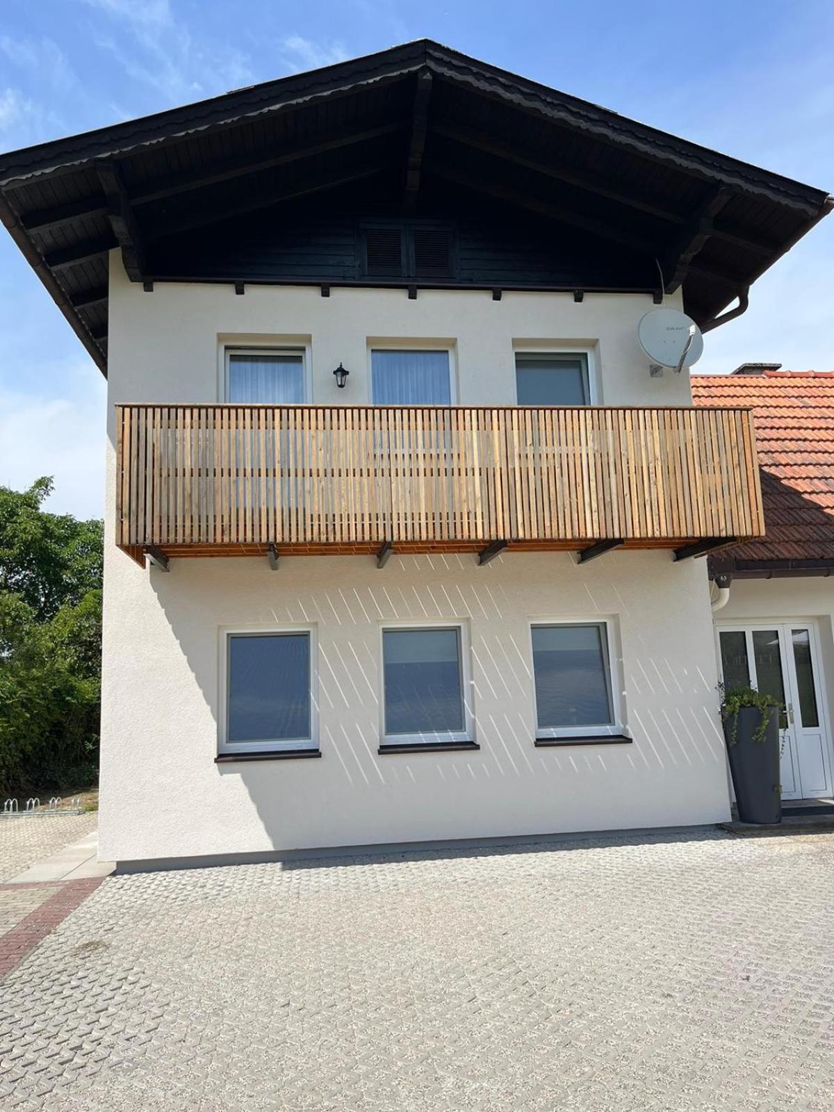 Apartment Danner Familien-ferienwohnungen Am Attersee Schoerfling